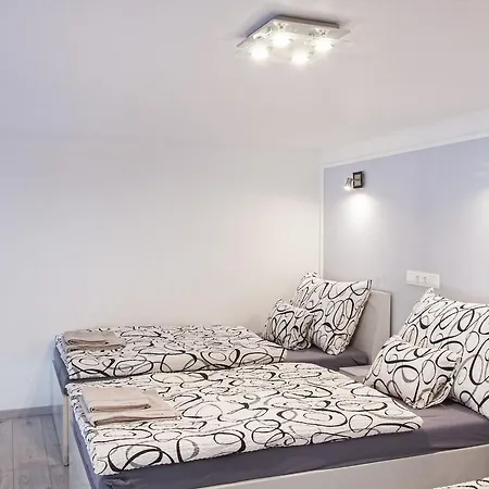Krisco Downtown Apartment Budapest