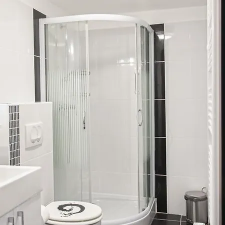 Krisco Downtown Apartment *
