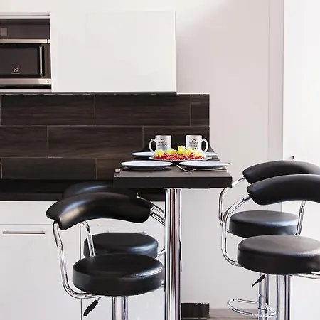 Krisco Downtown Apartment