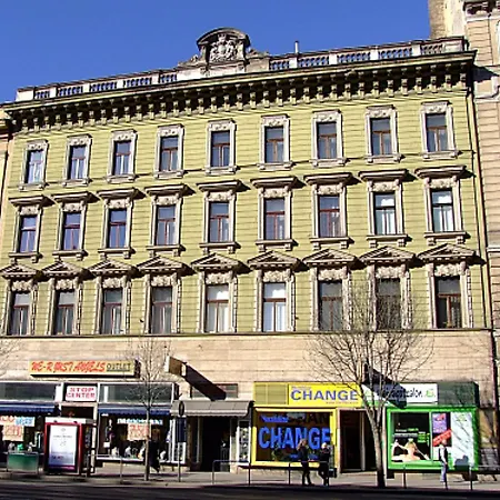 Krisco Downtown Budapest